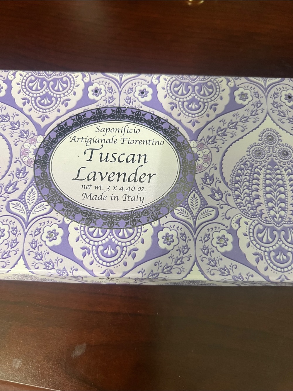 Tuscan Lavender Soap Box - Lavender and White new,  and beautiful fragrance